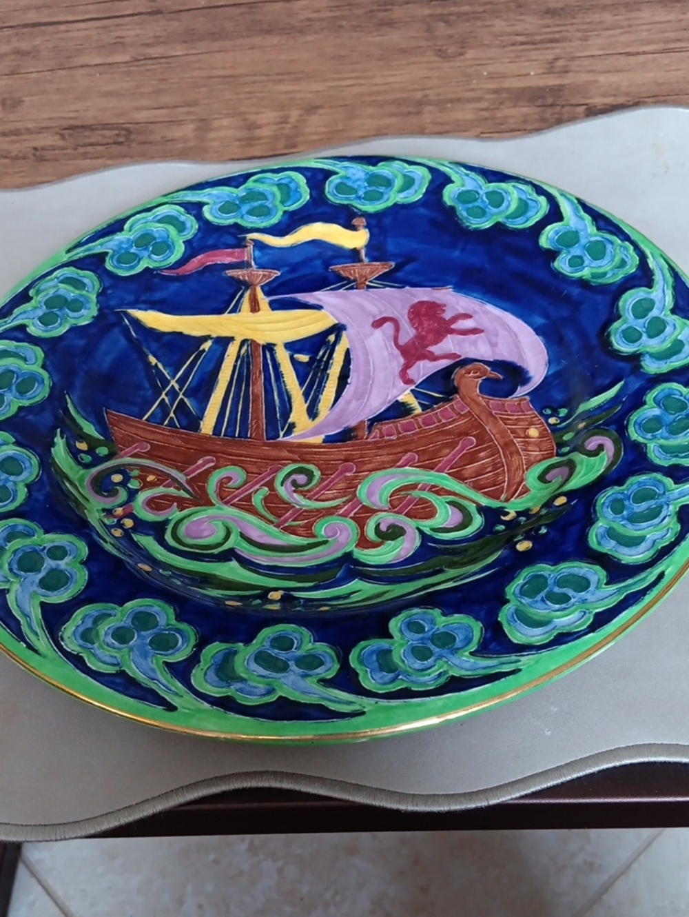 MALING from ENGLAND.Hand-Painted Nautical Decorative Plate in Blue and Green